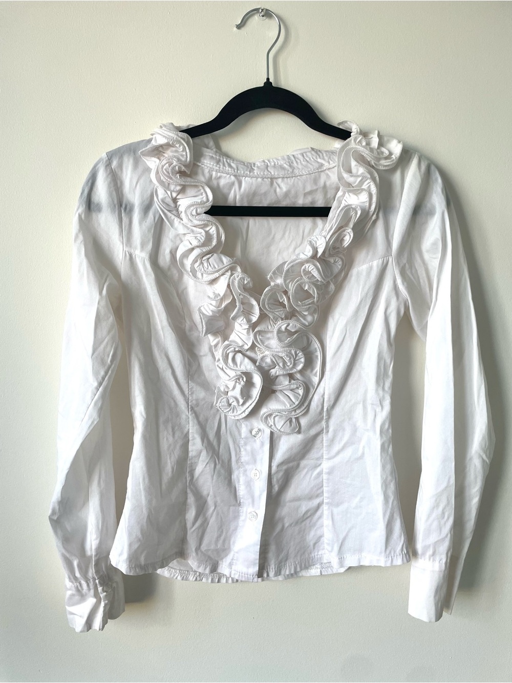 Vintage White Ruffle V-Neck Button-Front Women’s Top